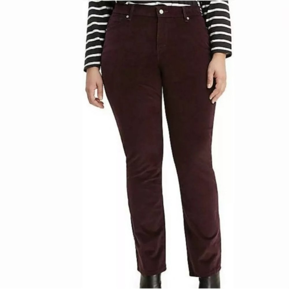 NEW Levi's Corduroy Jeans PERFECT FOR FALL 22w